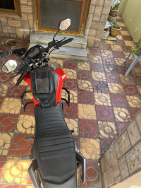 S-red Honda CB Hornet 160R