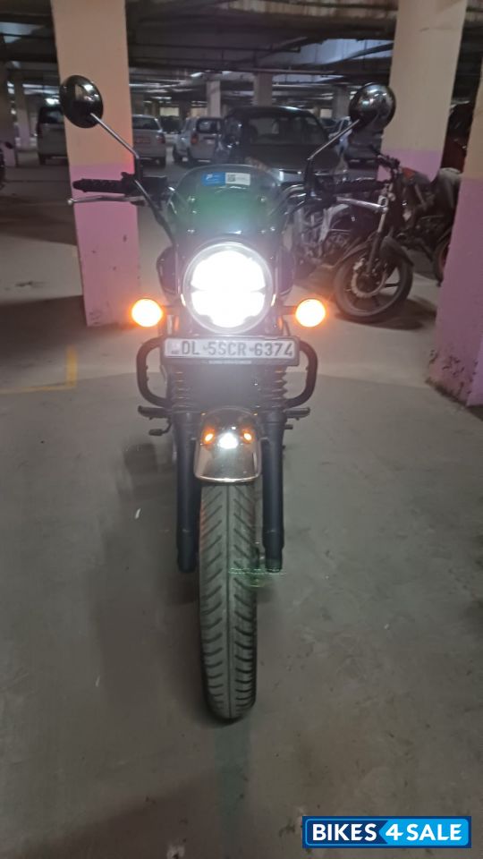 Dual Tone Honda Hness CB350 DLX Pro