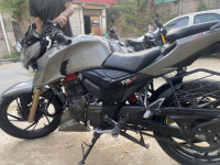 TVS Apache RTR 200 4V