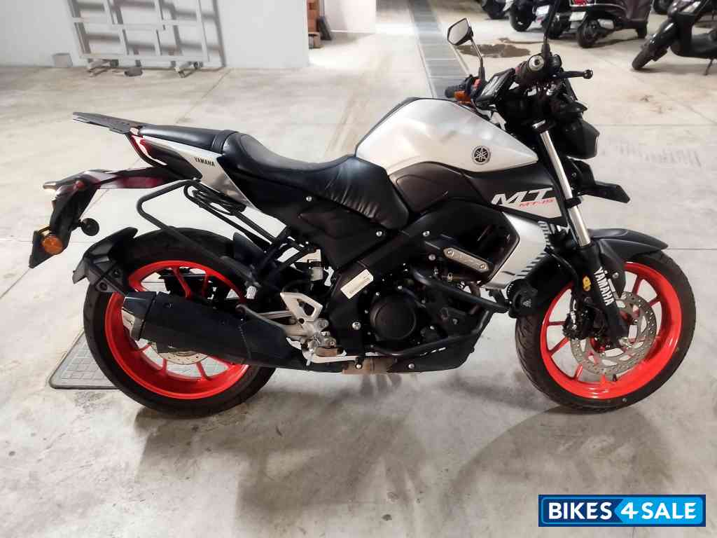 Yamaha MT-15 BS6