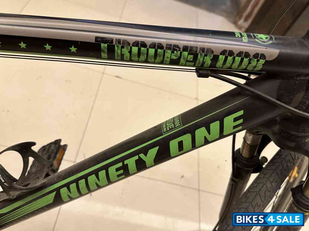 Ninety One  Trooper 700c hybrid