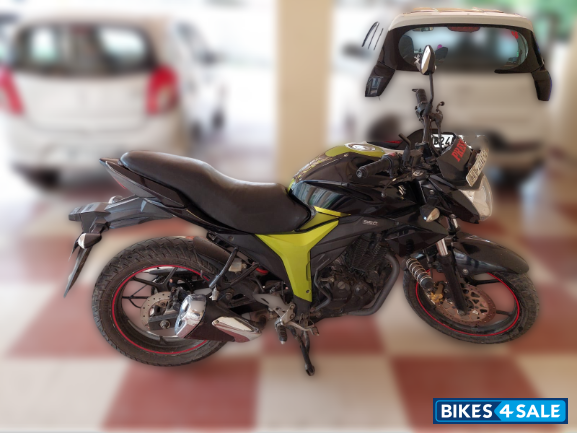 Green Black Suzuki Gixxer ABS