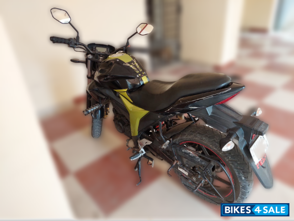 Green Black Suzuki Gixxer ABS