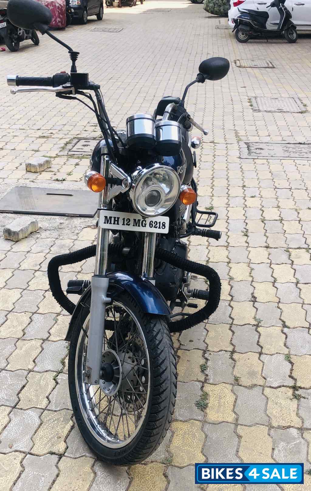 Royal Enfield Thunderbird 350 Royal Enfield Thunderbird 350