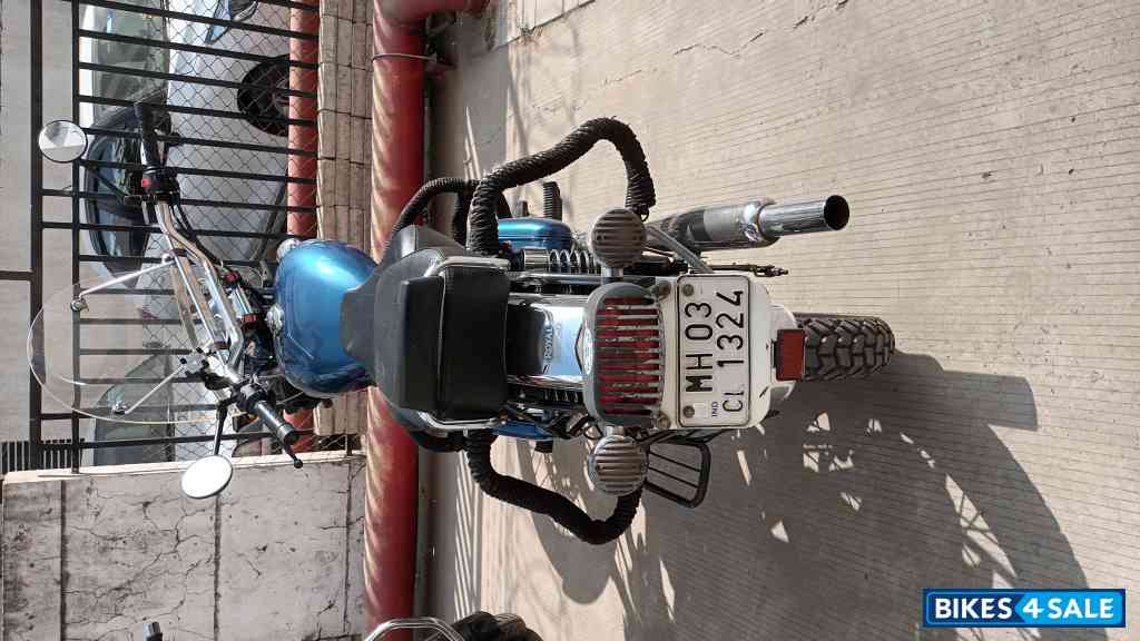 Blue Royal Enfield Bullet Standard 350