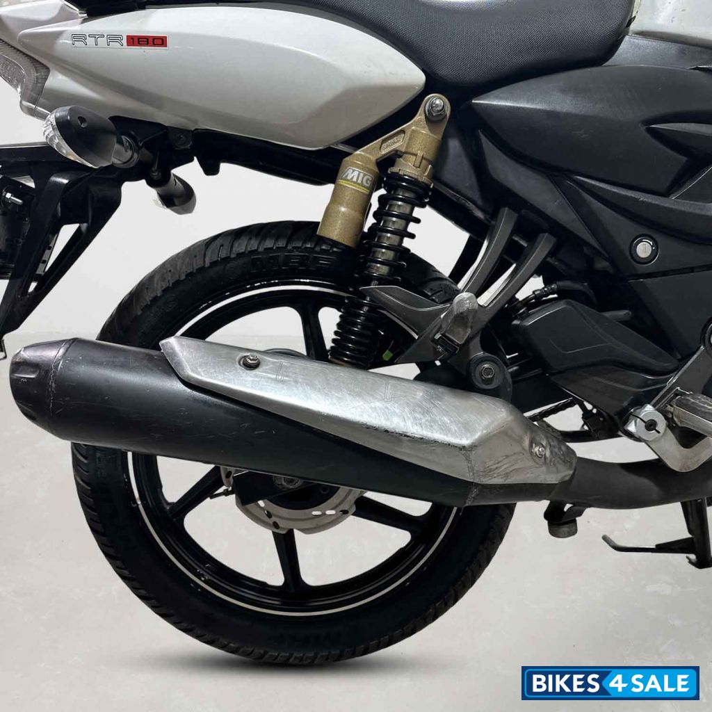 TVS Apache RTR 180