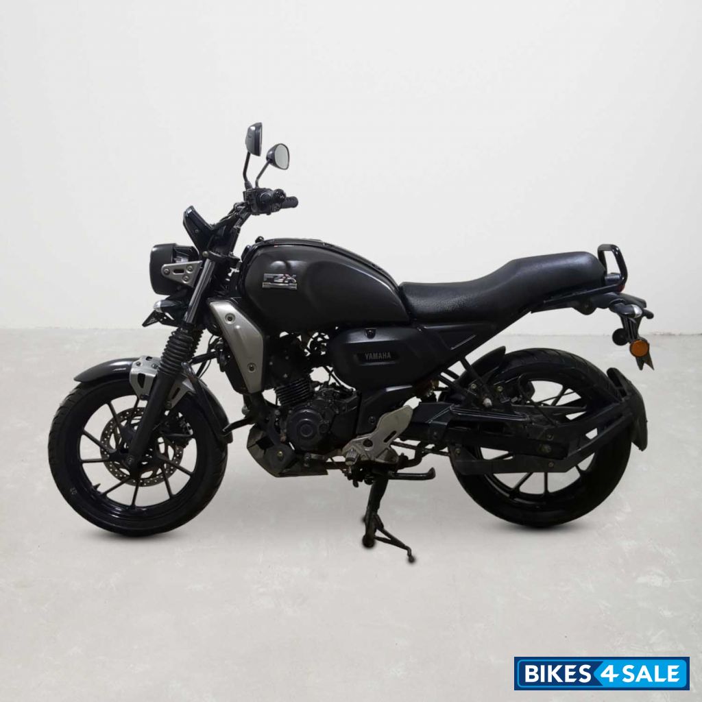 Yamaha FZ-X