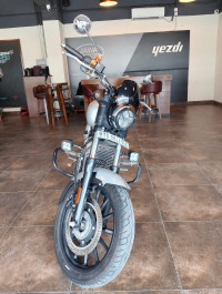 Sin Silver Yezdi Roadster Chrome