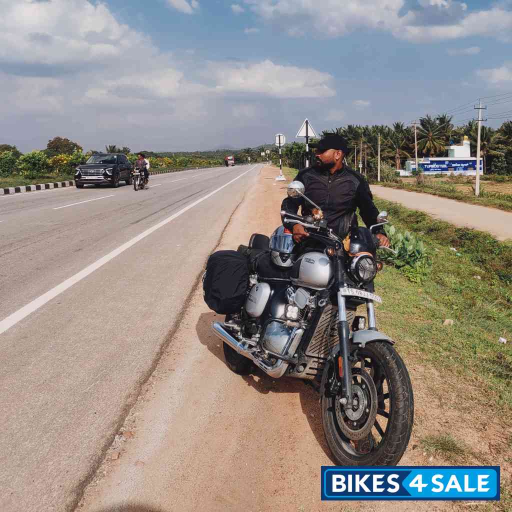 Sin Silver Yezdi Roadster Chrome