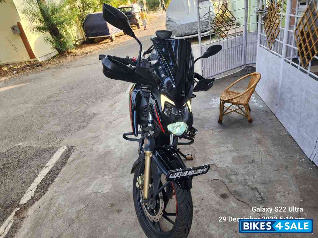 TVS Apache RTR 200 Fi 4V TVS Apache RTR 200 Fi 4V