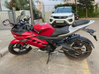 Yamaha YZF R15 V2