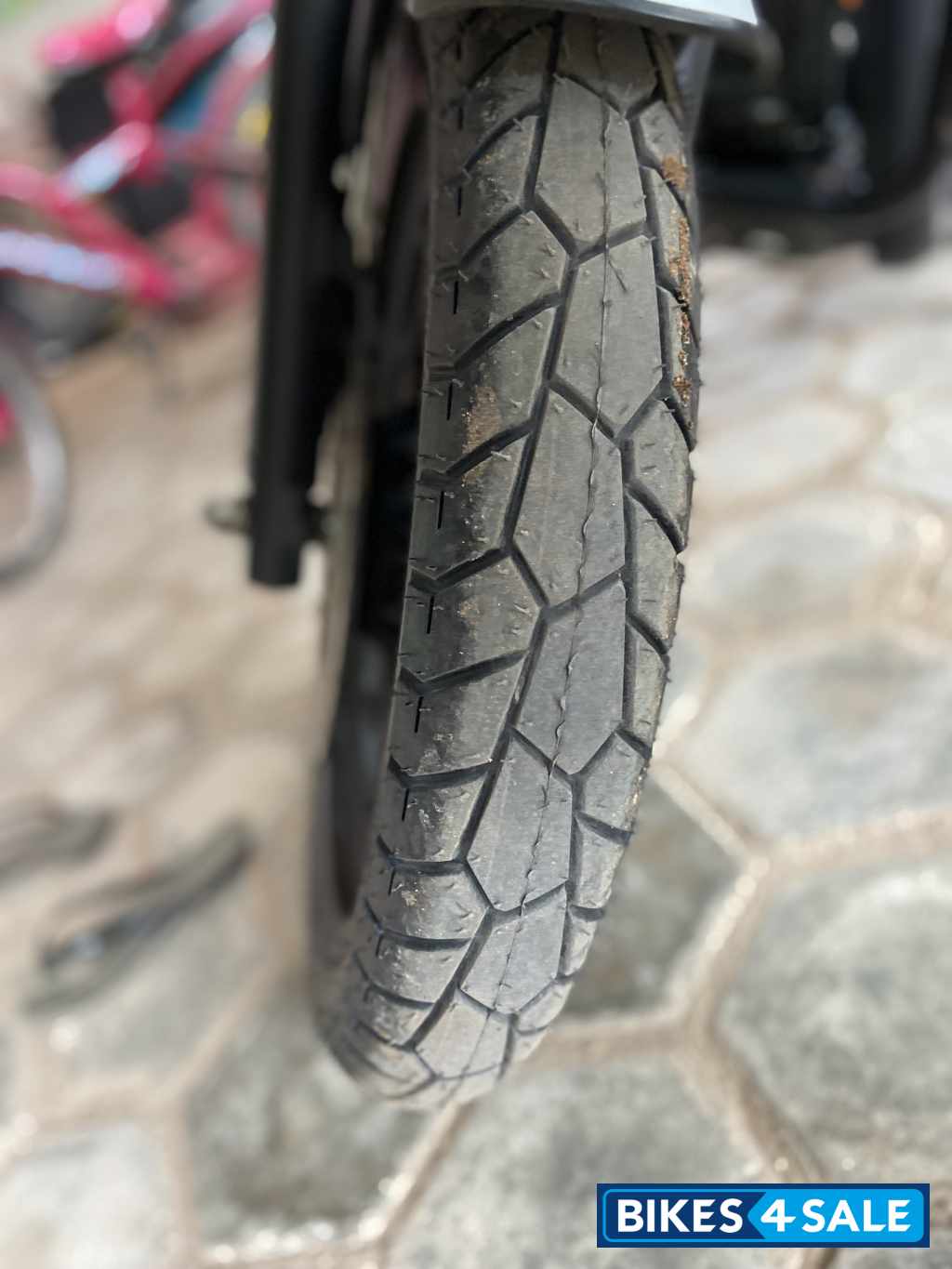 White Jawa 42 Dual Channel ABS Sirius White