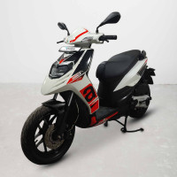 Aprilia SR 160 Std ABS