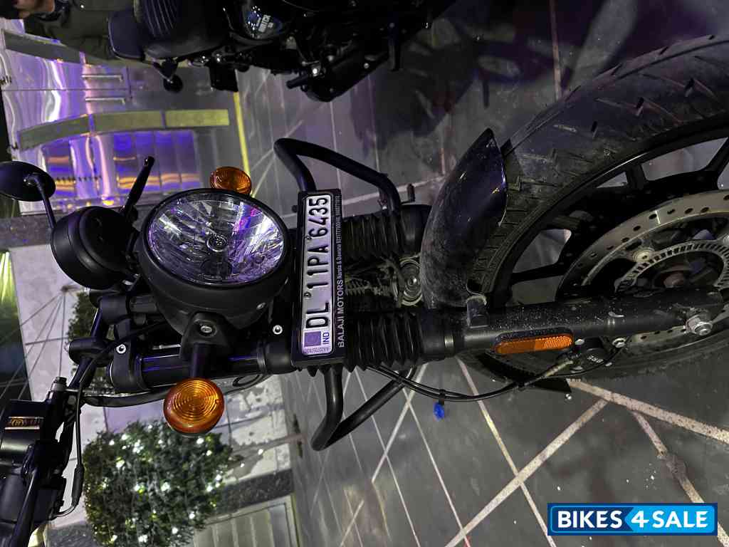 Royal Enfield Hunter 350 Metro