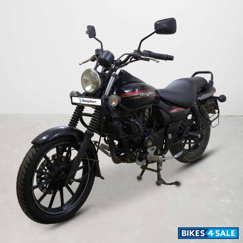 Bajaj Avenger Street 220