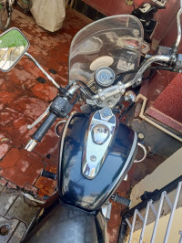 Bajaj Avenger Cruise 220