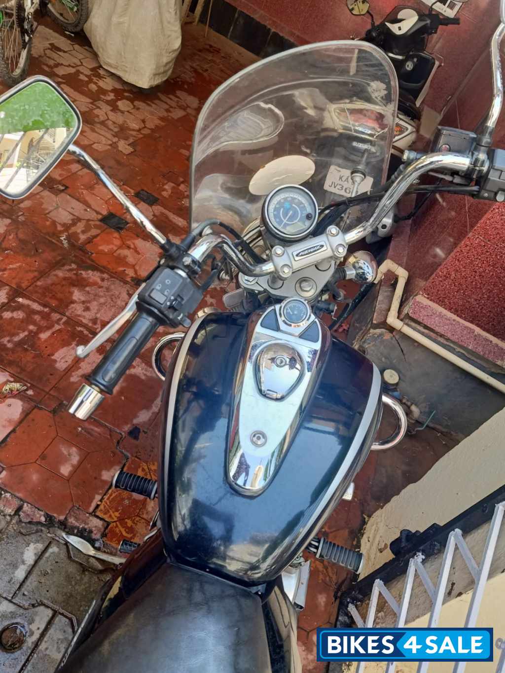 Bajaj Avenger Cruise 220 Bajaj Avenger Cruise 220