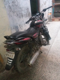 Red Black Bajaj Discover 125