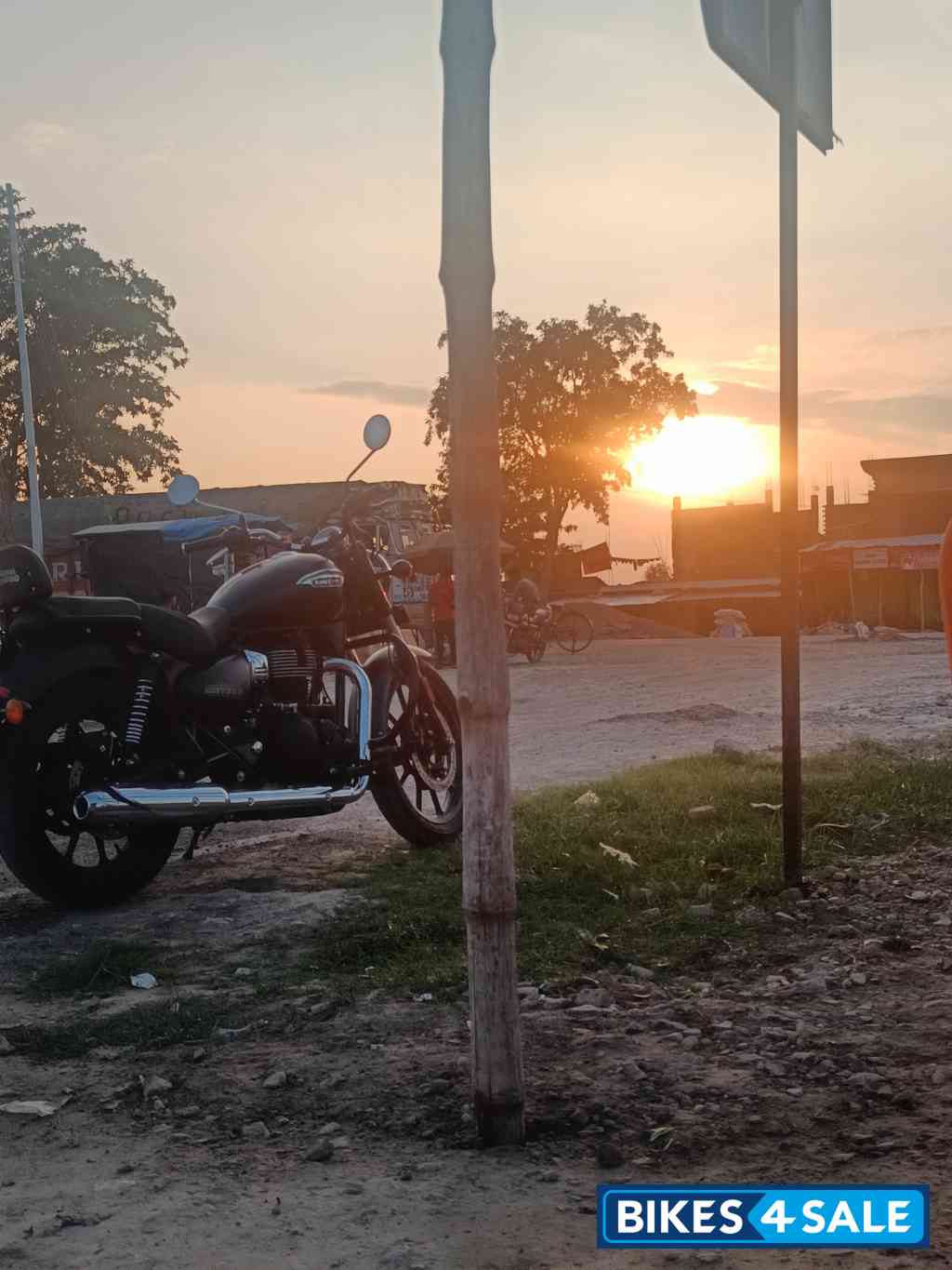 Royal Enfield Meteor 350 Stellar