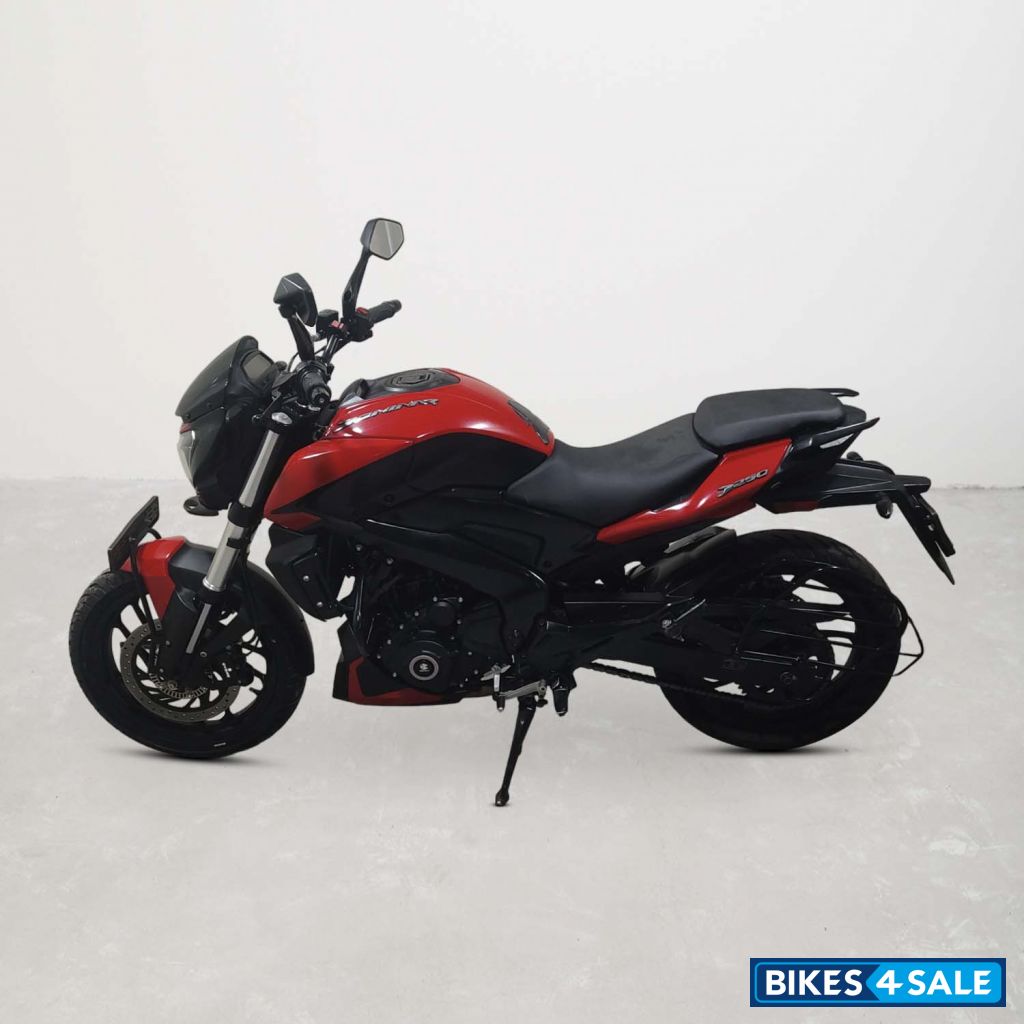 Bajaj Dominar 250