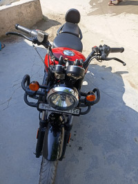 Royal Enfield Meteor 350 Fireball