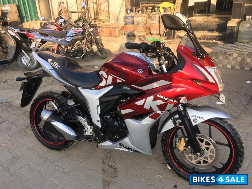 Suzuki Gixxer SF