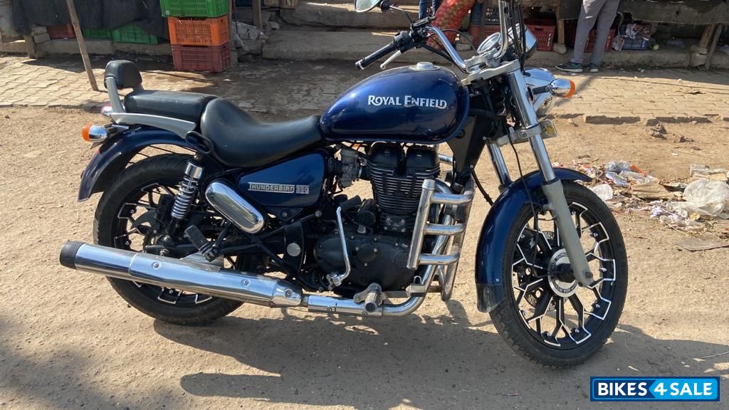 Marine Blue Royal Enfield Thunderbird 350