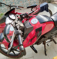 Red TVS Apache RTR 160