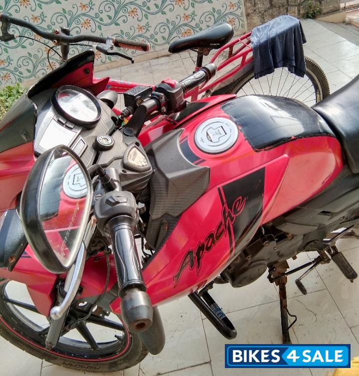 Red TVS Apache RTR 160 Red TVS Apache RTR 160