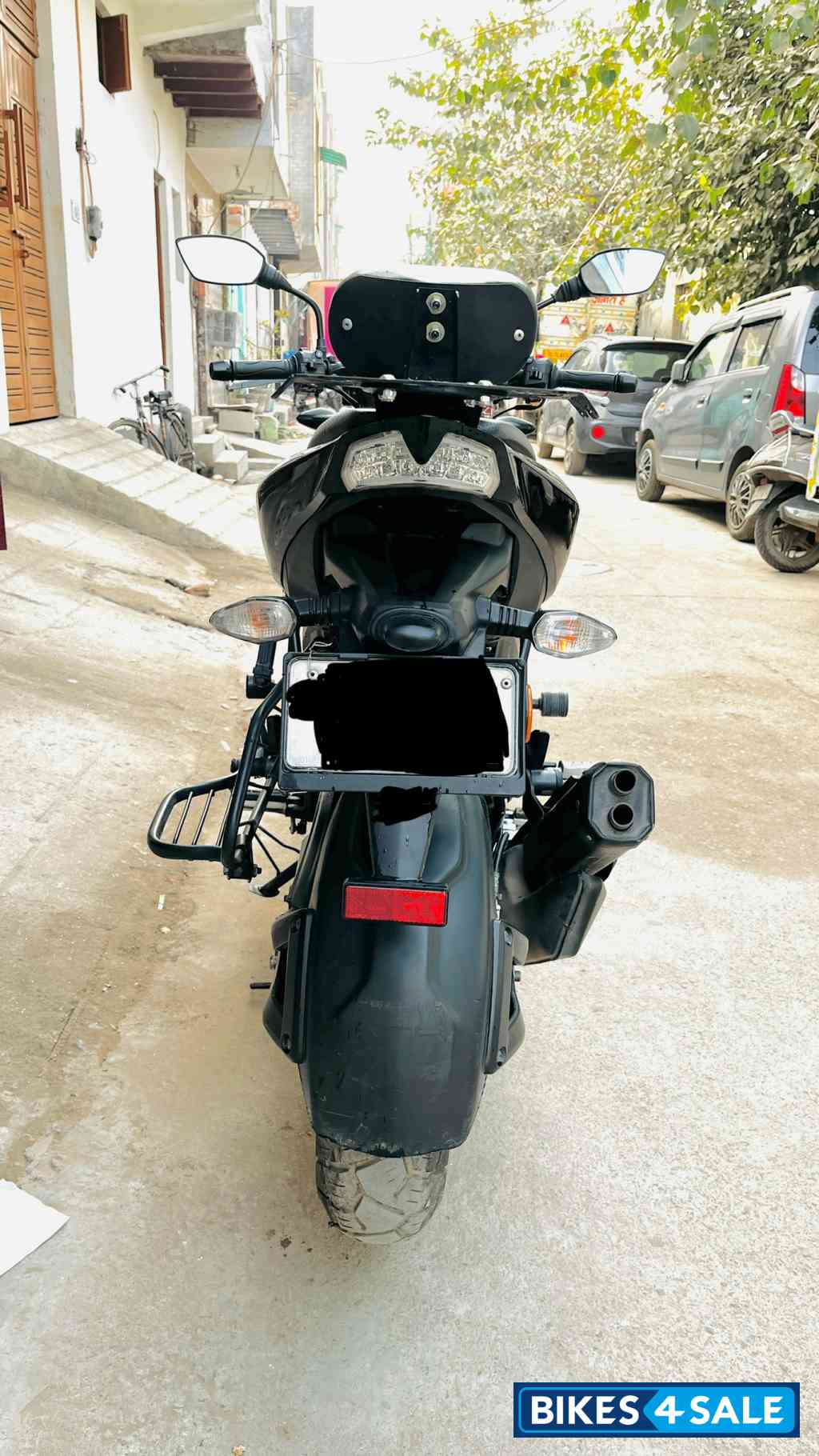 Black And Red TVS Apache RTR 200 4V 2022