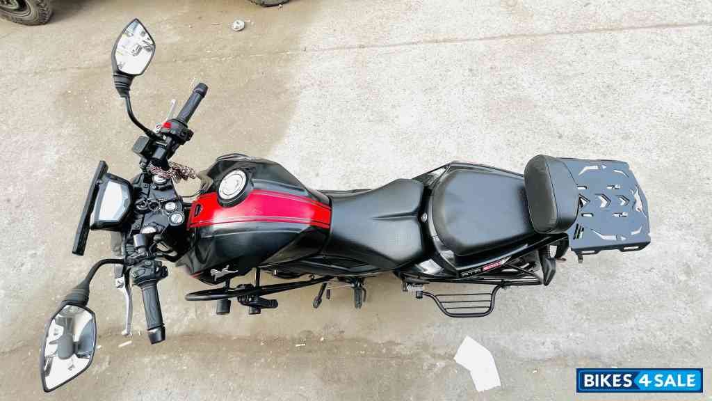Black And Red TVS Apache RTR 200 4V 2022