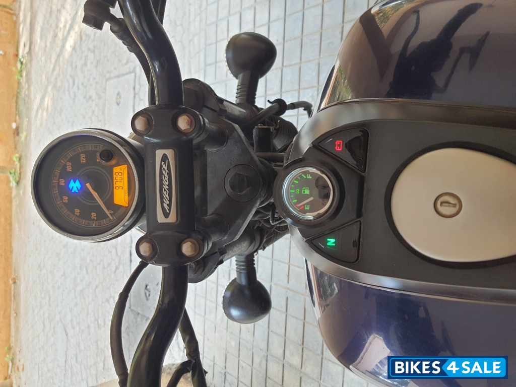 Bajaj Avenger Street 150