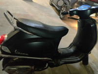 Black Vespa VXL 150