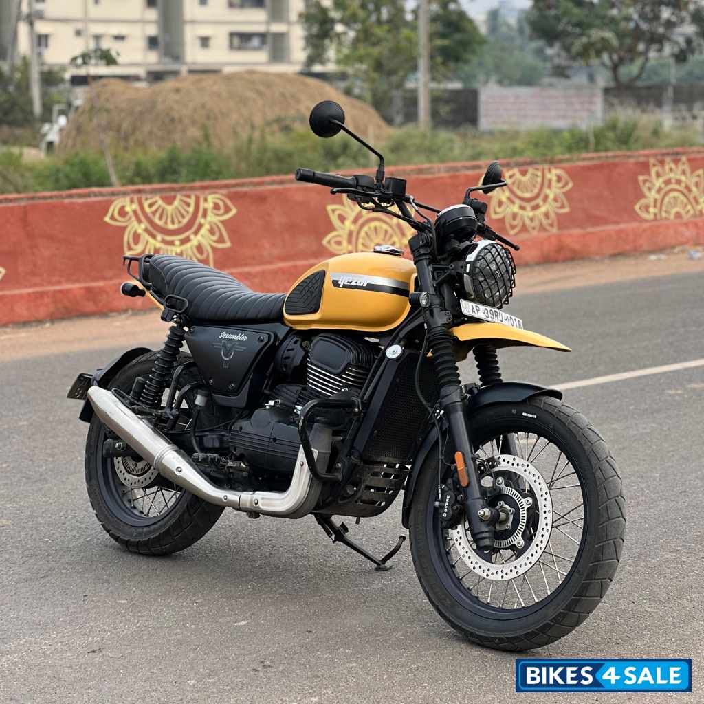 Yelling Yellow Yezdi Scrambler Single Tone