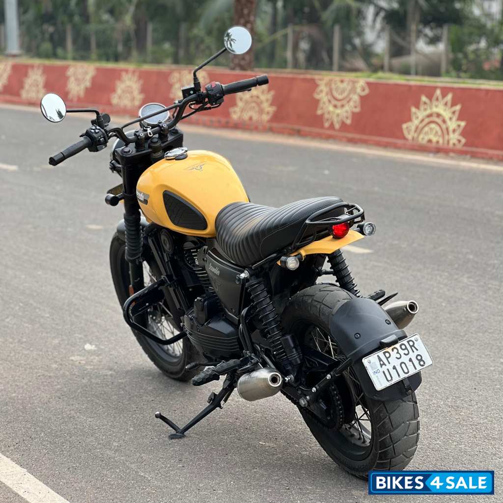 Yelling Yellow Yezdi Scrambler Single Tone