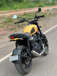 Yelling Yellow Yezdi Scrambler Single Tone