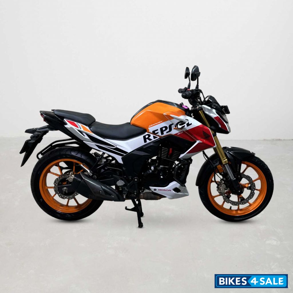 Honda Hornet 2.0
