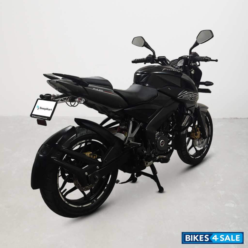 Bajaj Pulsar NS200