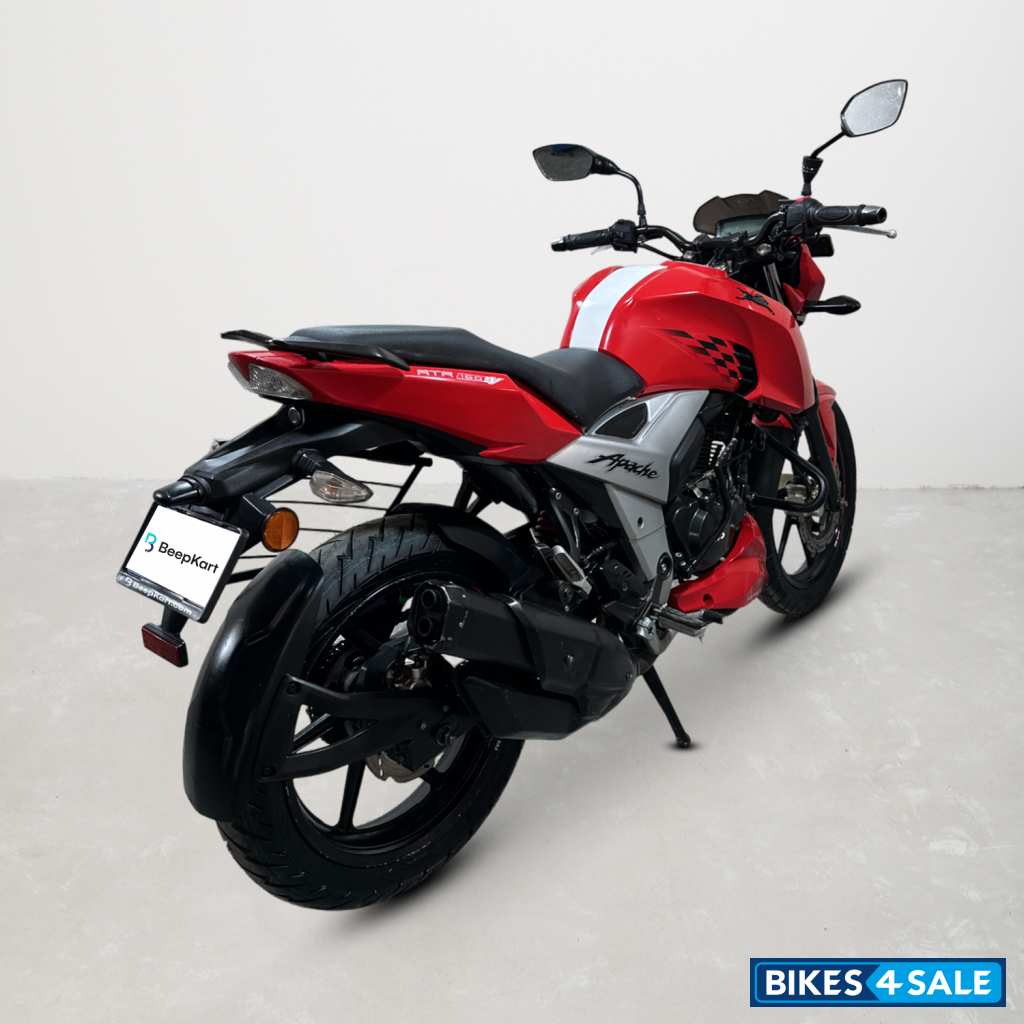 TVS Apache RTR 160 4V TVS Apache RTR 160 4V