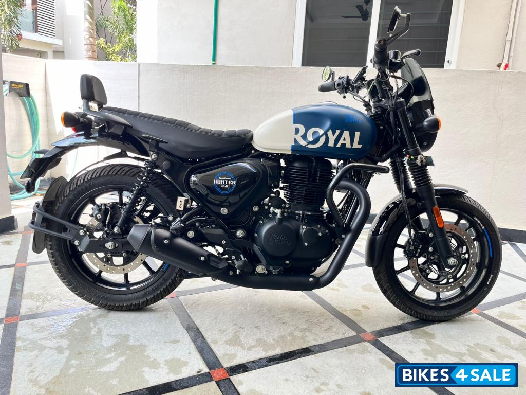 Blue Royal Enfield Hunter 350 Metro