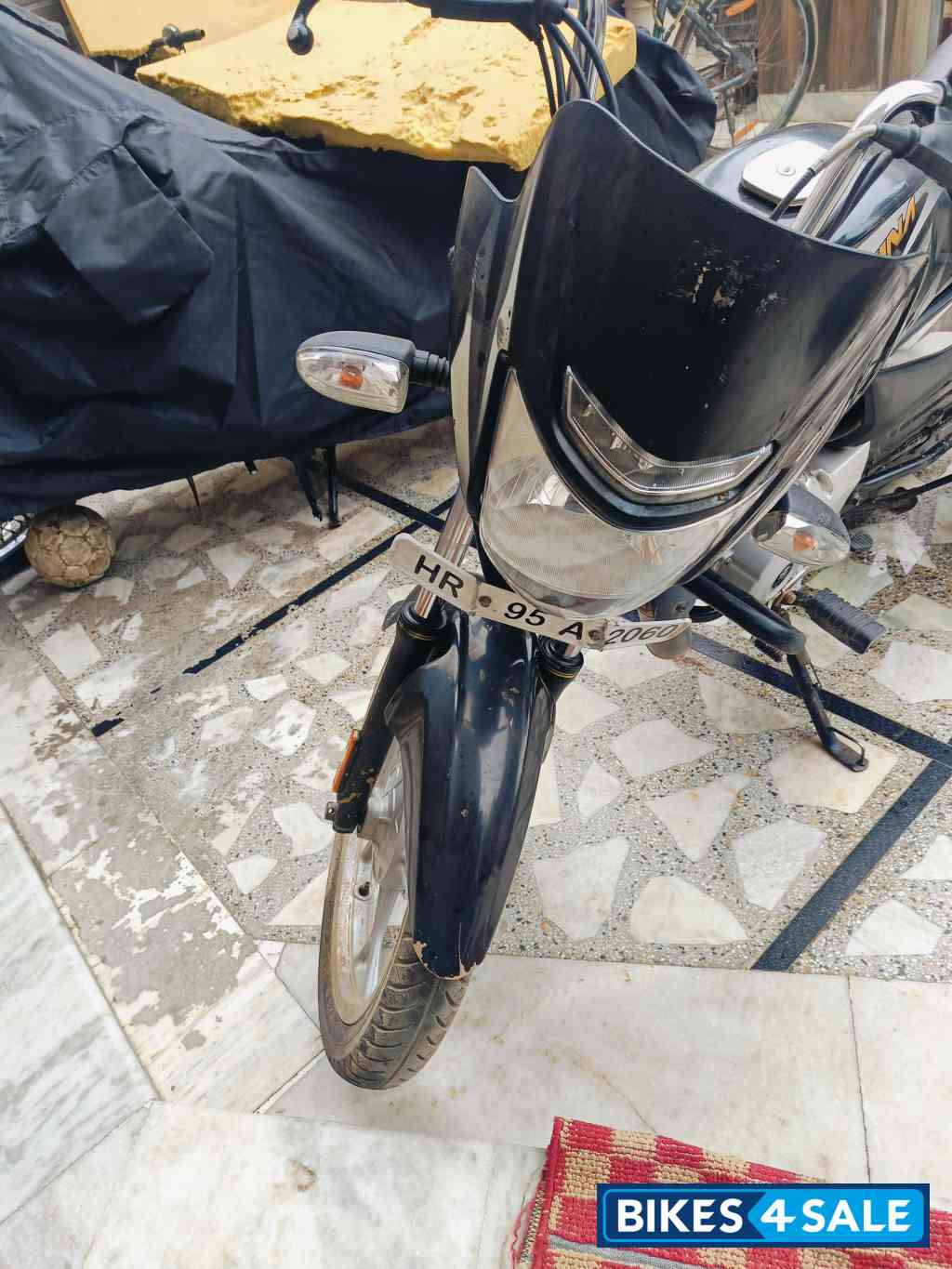 Bajaj Platina 100