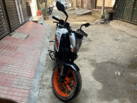 KTM Duke 200