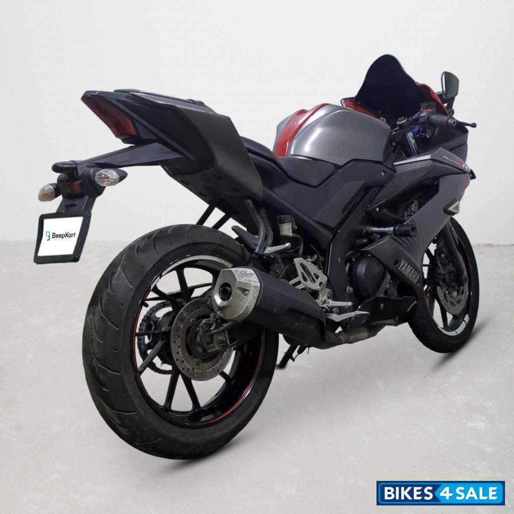 Yamaha YZF R15 V3