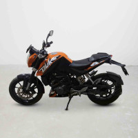 KTM Duke 200