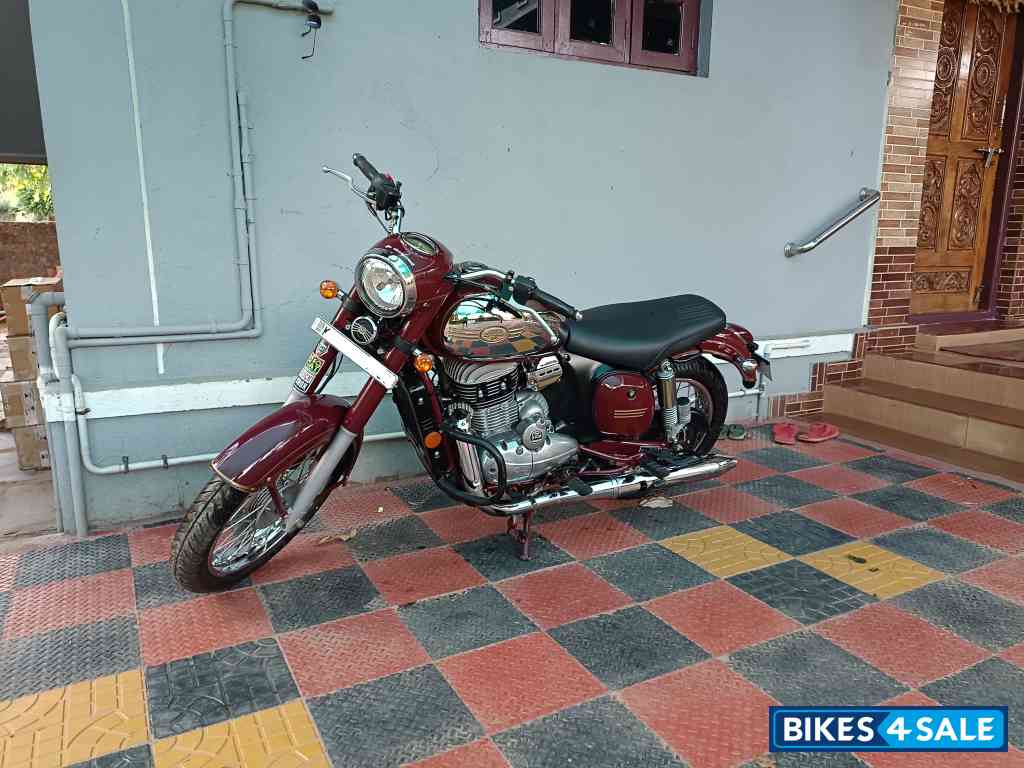 Maroon Jawa Jawa BS6
