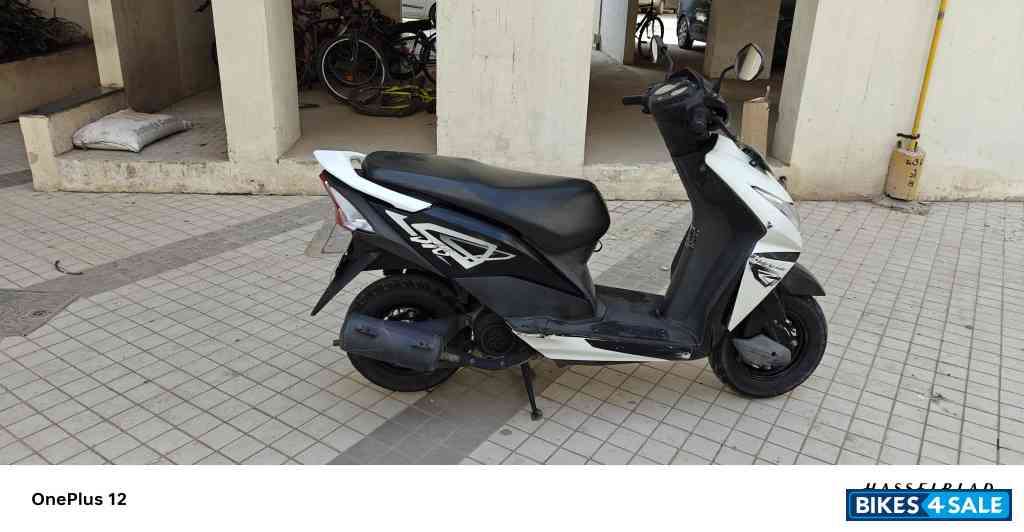Black White Honda Dio Deluxe