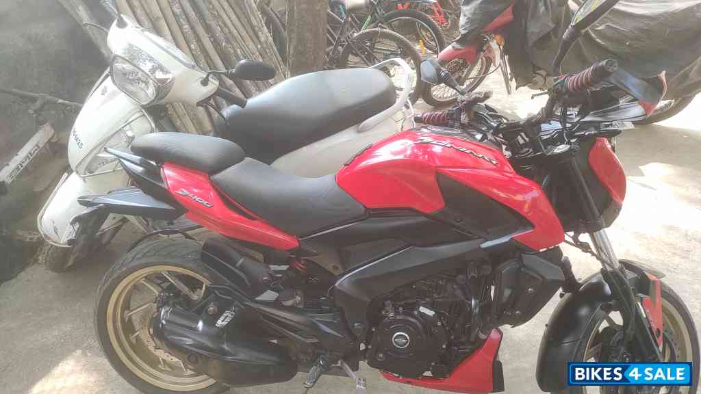Red Bajaj Dominar 400 ABS BS6