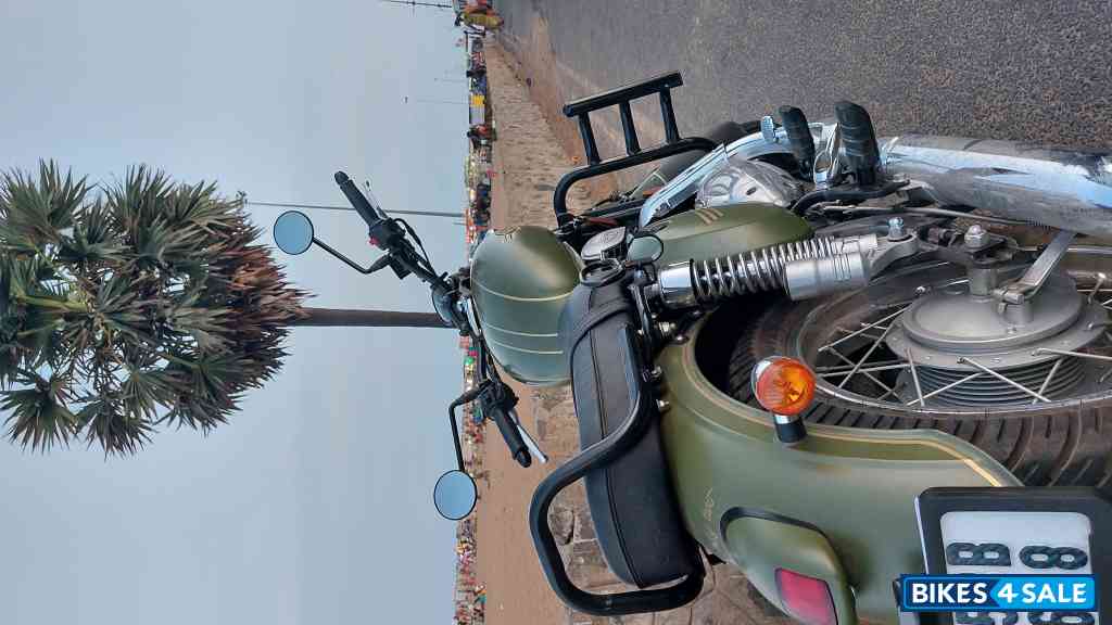 Galactic Green Jawa forty two BS6 Galactic Green Jawa forty two BS6