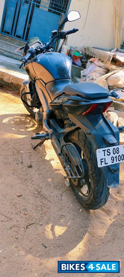 Bajaj Dominar 400
