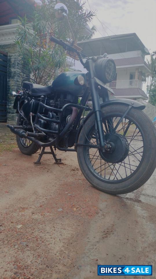 Royal Enfield Bullet 350